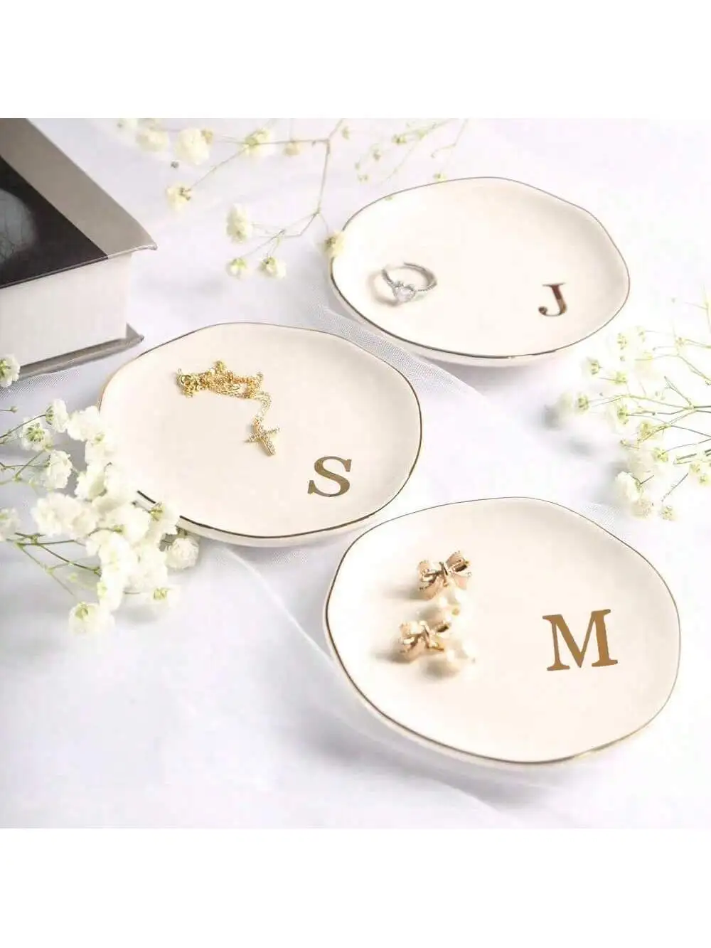 Блюдо для колец с инициалами,  – обзор и цена Wedding Z